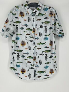 Straight Faded men's button-up shirt features an‎ all-over print of various fish